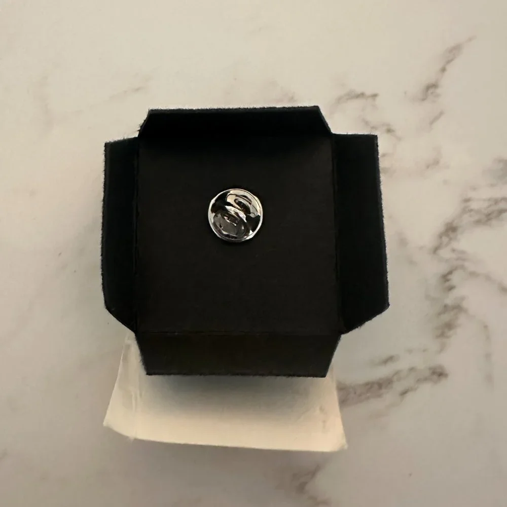Margaret Furlong 2000 Quails Nest Lapel Pin